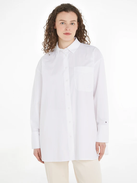 White long-sleeved shirt