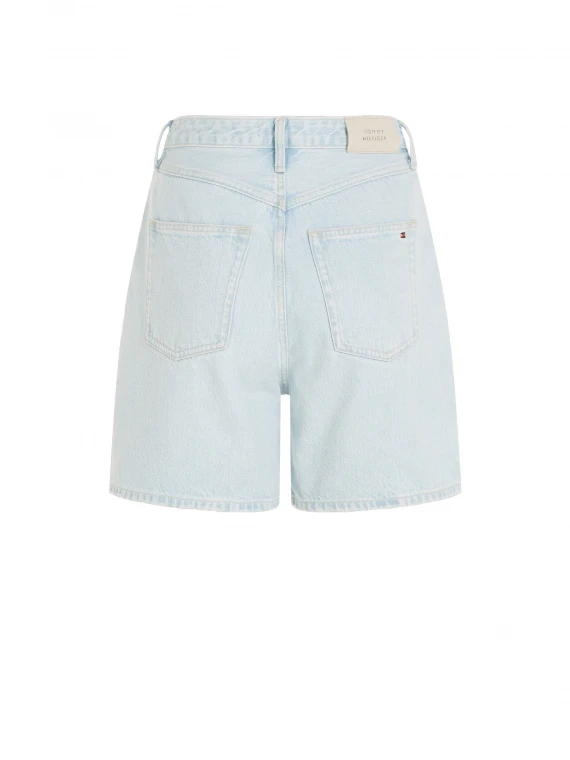 Loose high-waisted denim shorts