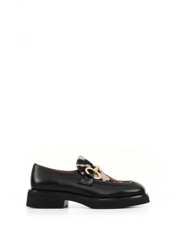 Loafer  with horsebit detail