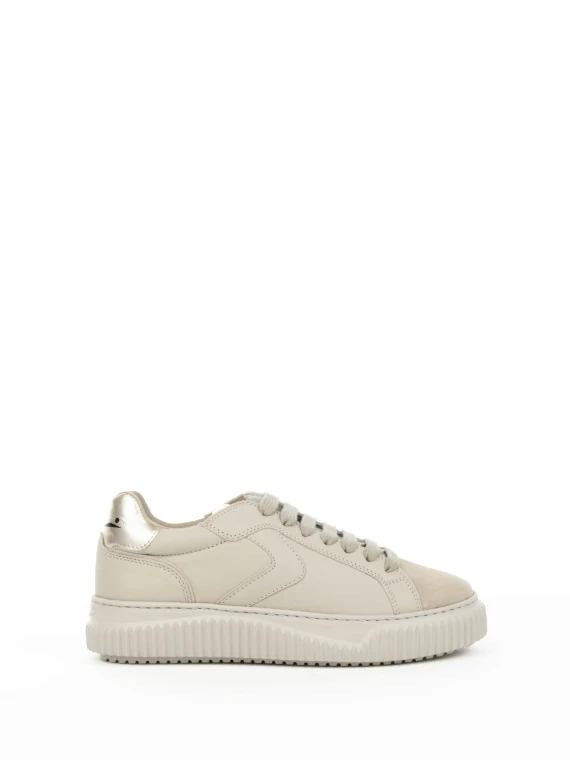 Sneaker beige in nappa e camoscio