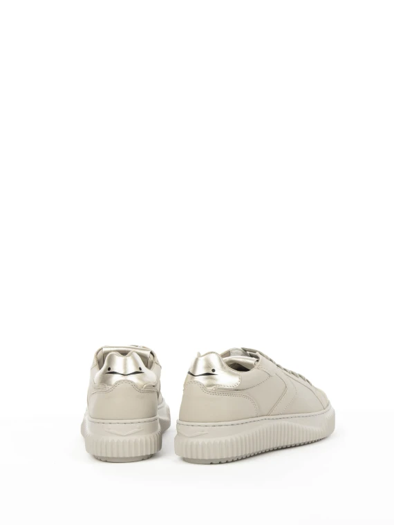 Sneaker beige in nappa e camoscio