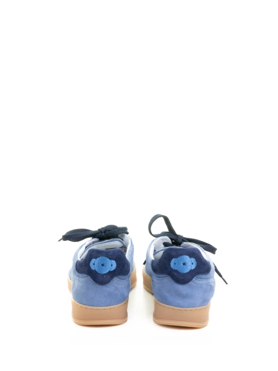 Women's Sneaker in light blue suede